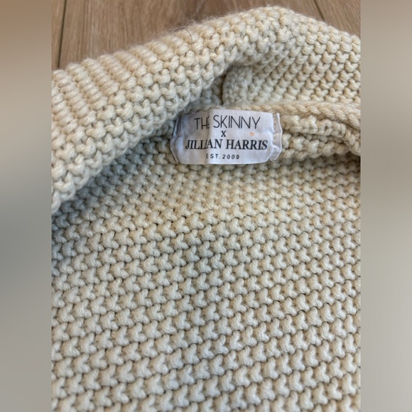Cream oat 3/4 sleeve chunky knit sweater The Skinny x Jillian Harris - Picture 2 of 3